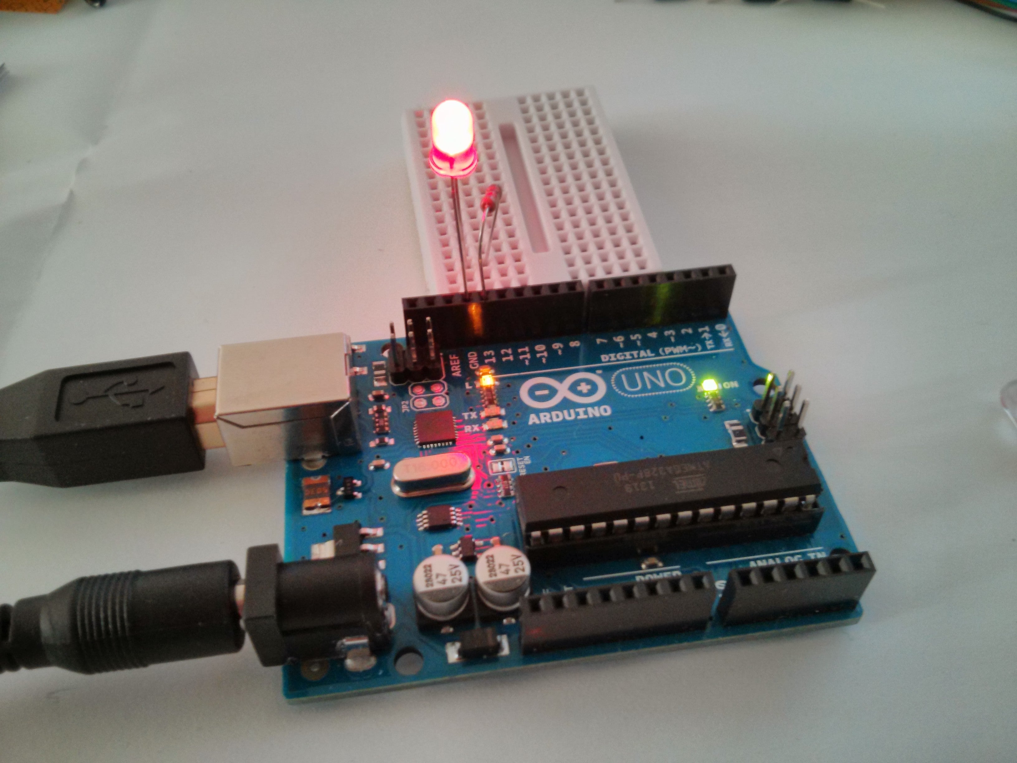 Arduino starter pack - LED blinking