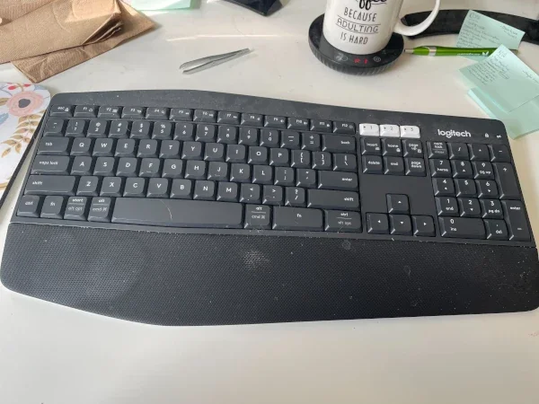 Logitech K850 keyboard